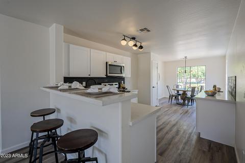 3319 S 80th Ave, Phoenix, AZ 85043