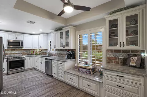 17404 N 99th Ave #123, Sun City, AZ 85373