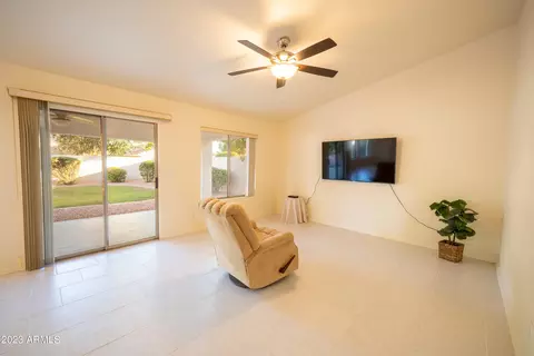 2277 E Amber Ln, Gilbert, AZ 85296 photo 7