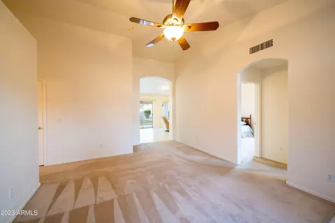 2277 E Amber Ln, Gilbert, AZ 85296 photo 2