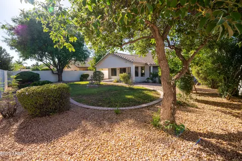 2277 E Amber Ln, Gilbert, AZ 85296 photo 24