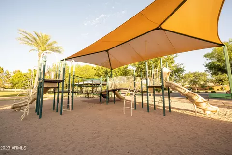 2277 E Amber Ln, Gilbert, AZ 85296 photo 31