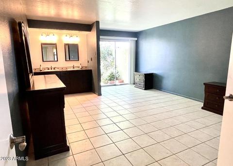 3148 W Becker Ln, Phoenix, AZ 85029 photo 10