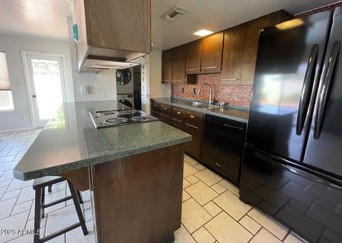 3148 W Becker Ln, Phoenix, AZ 85029 photo 6