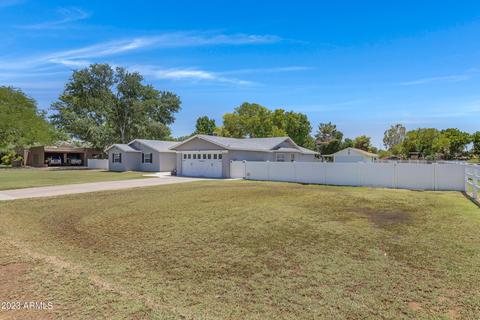 2217 E Willis Rd, Gilbert, AZ 85297 photo 3