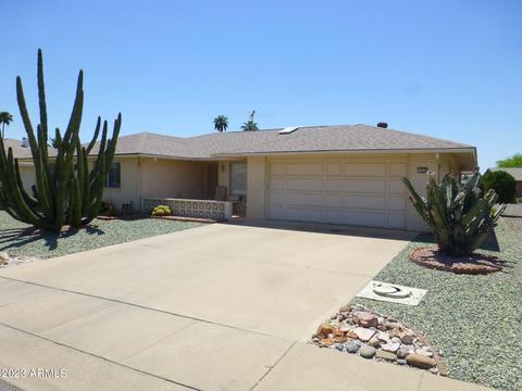 9735 W Amber Trl, Sun City, AZ 85351