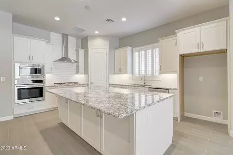 6040 E Lone Cactus Dr, Phoenix, AZ 85054 photo 10