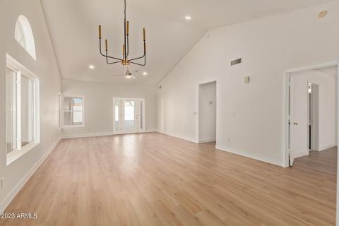 905 E Annette Dr, Phoenix, AZ 85022 photo 2