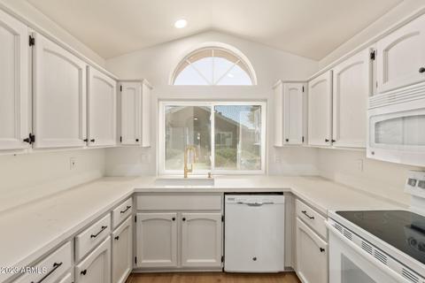 905 E Annette Dr, Phoenix, AZ 85022 photo 8