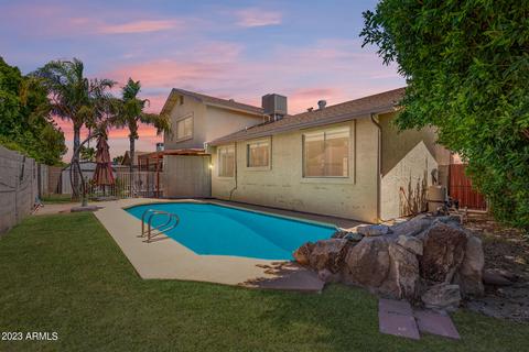 2428 W Acoma Dr, Phoenix, AZ 85023
