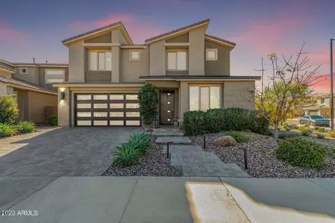 2915 E Riane Rd, Phoenix, AZ 85050