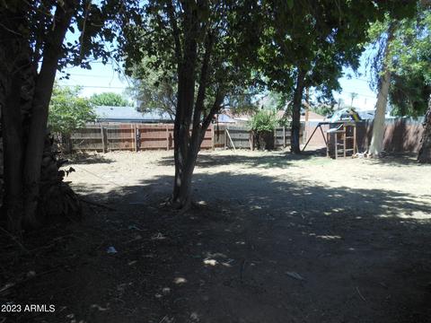 4318 E Cheery Lynn Rd, Phoenix, AZ 85018 photo 2