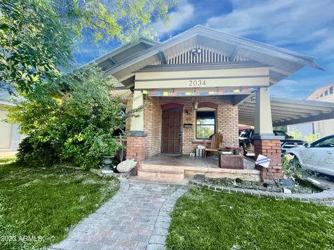 2034 N Mitchell St, Phoenix, AZ 85006