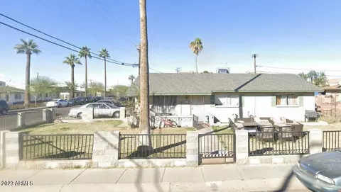 1202 N 41st St, Phoenix, AZ 85008