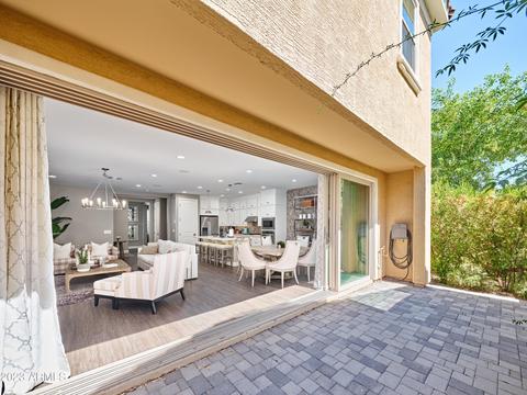 963 E Danbury Dr, Phoenix, AZ 85022 photo 2