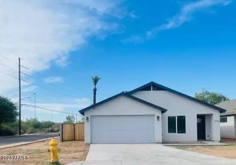 2126 E Pierce St, Phoenix, AZ 85006 photo 2