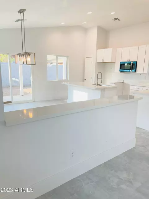 2126 E Pierce St, Phoenix, AZ 85006 photo 5