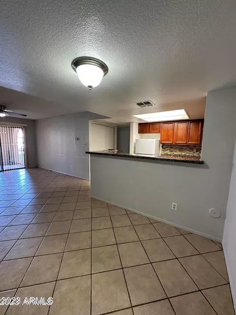 5757 W Eugie Ave W #1019, Glendale, AZ 85304 photo 6