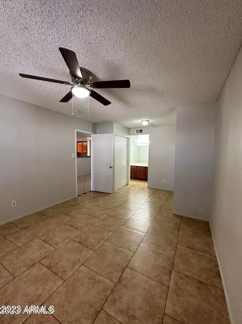 5757 W Eugie Ave W #1019, Glendale, AZ 85304 photo 9