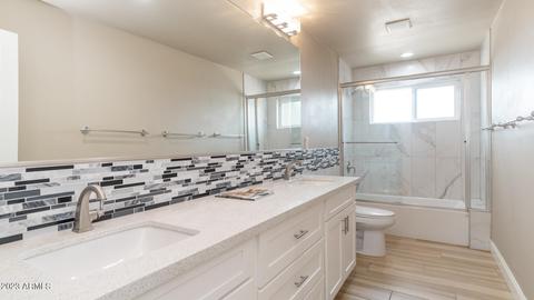2829 E Mercer Ln, Phoenix, AZ 85028 photo 10