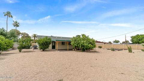 2829 E Mercer Ln, Phoenix, AZ 85028 photo 17