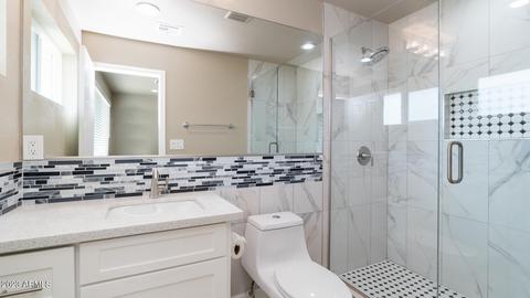 2829 E Mercer Ln, Phoenix, AZ 85028 photo 12