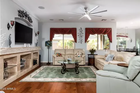 2486 E Orleans Dr, Gilbert, AZ 85298 photo 9