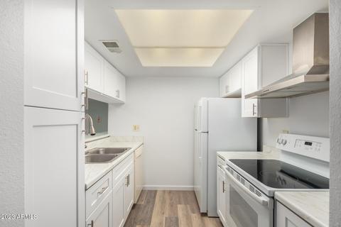 4730 W Northern Ave #1063, Glendale, AZ 85301