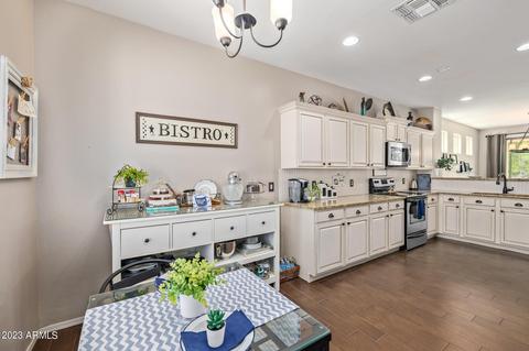 2591 E Toledo Ct, Gilbert, AZ 85295 photo 10