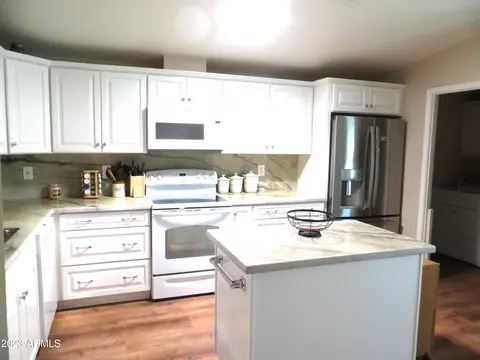 2101 S Meridian Rd #4, Apache Junction, AZ 85120 photo 2
