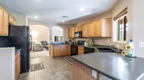 3326 E Oriole Dr, Gilbert, AZ 85297 photo 8