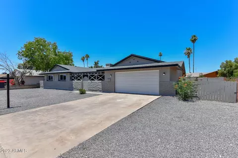5926 W Hazelwood St, Phoenix, AZ 85033