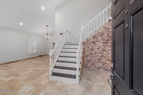 3646 E Lavender Ln, Phoenix, AZ 85044 photo 9