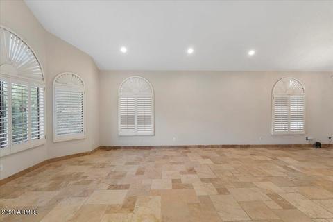 3646 E Lavender Ln, Phoenix, AZ 85044 photo 10
