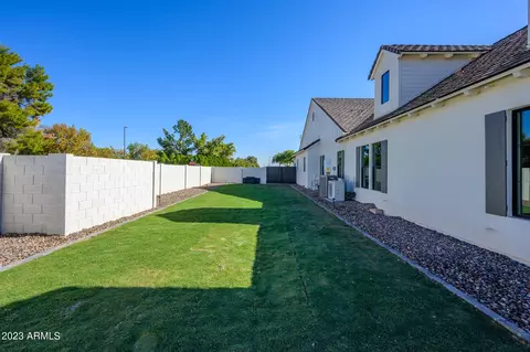 Exterior - 2021 S 140th St, Gilbert, AZ 85295 photo 17 of 23