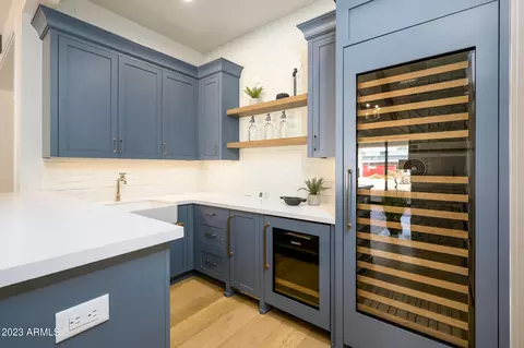 Kitchen - 2021 S 140th St, Gilbert, AZ 85295 photo 5 of 12