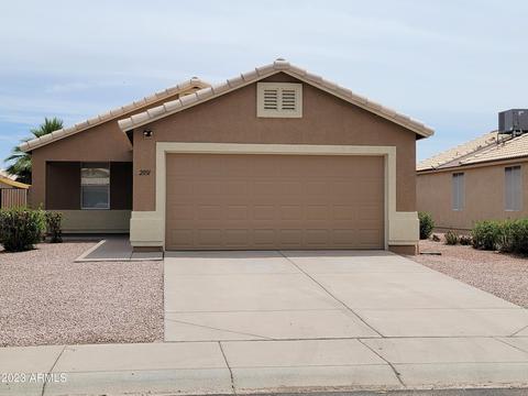 2031 W Renaissance Ave, Apache Junction, AZ 85120