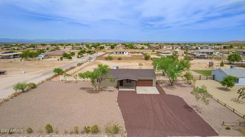 28251 N Holly Rd, San Tan Valley, AZ 85143