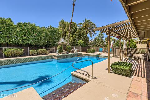 3735 E Garden Dr, Phoenix, AZ 85028
