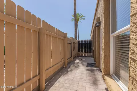 1339 E Pierson St, Phoenix, AZ 85014 photo 13