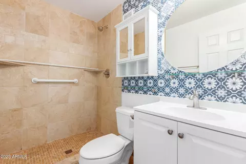 1339 E Pierson St, Phoenix, AZ 85014 photo 5