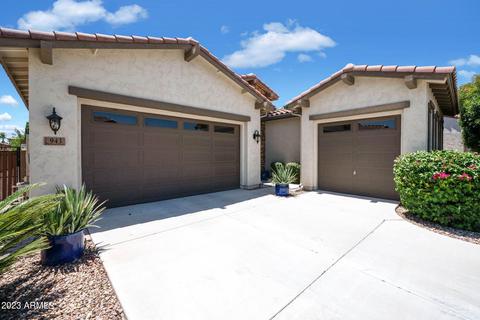 943 E Horseshoe Pl, Chandler, AZ 85249