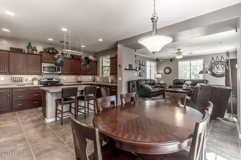 3827 E Trigger Way, Gilbert, AZ 85297 photo 9