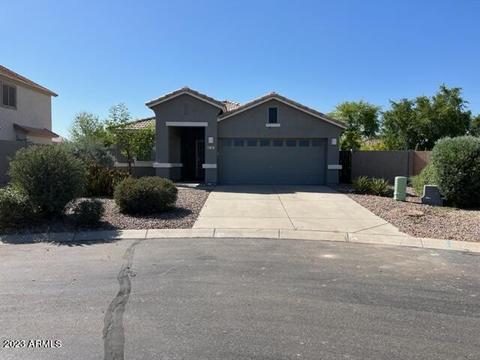 80 W Glen Ct, San Tan Valley, AZ 85143