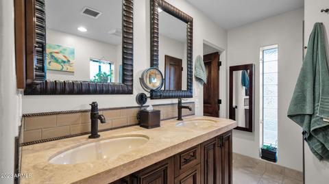2468 E Claire Dr, Phoenix, AZ 85032 photo 24