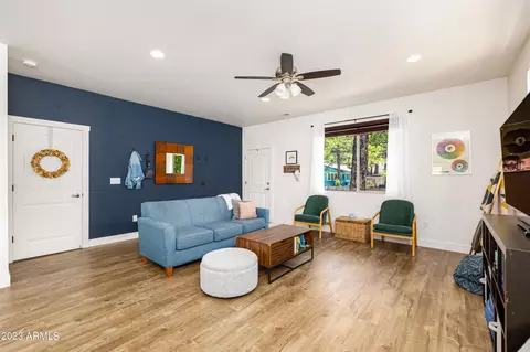 332 E Cherokee Rd, Flagstaff, AZ 86005 photo 9