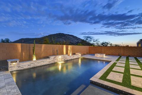 1945 E Robb Ln, Phoenix, AZ 85024
