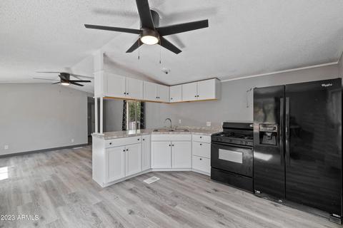 2977 Hunters Rd, Overgaard, AZ 85933 photo 9