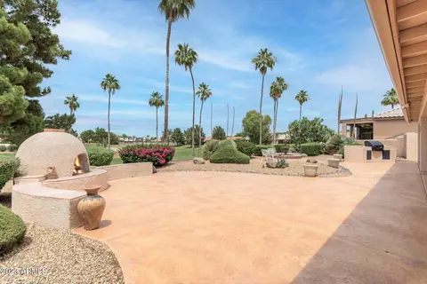 382 W Beechnut Pl, Sun Lakes, AZ 85248