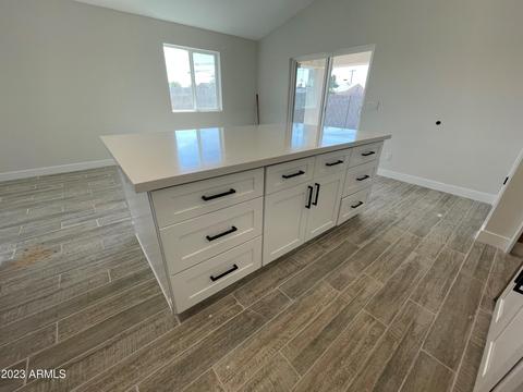 2453 E Marguerite Ave, Phoenix, AZ 85040 photo 4